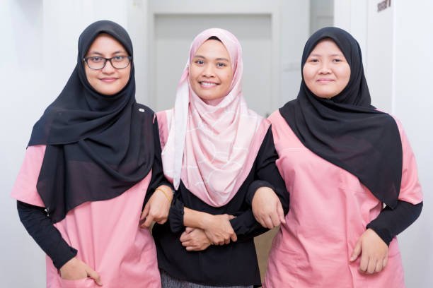 عاملات للتنازل الخبر